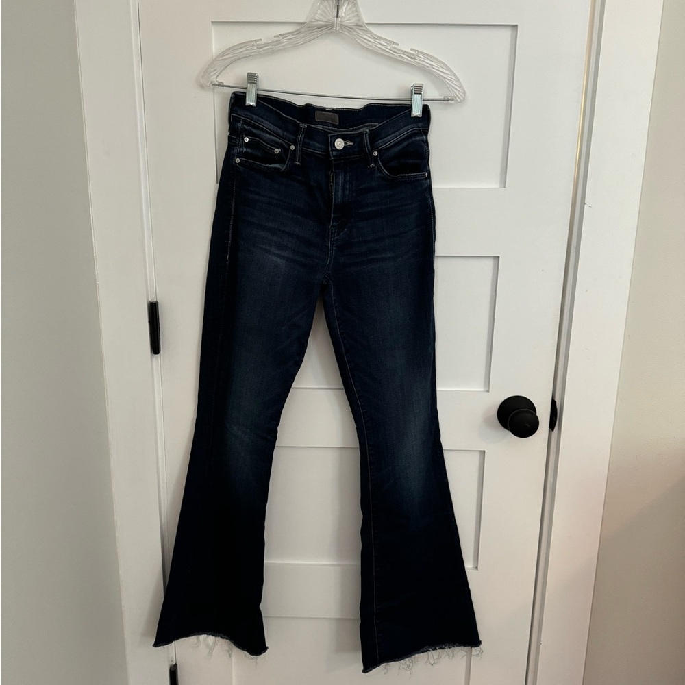 Mother Weekender Fray in Tongue in Chic wash. Size 26. Worn twice.